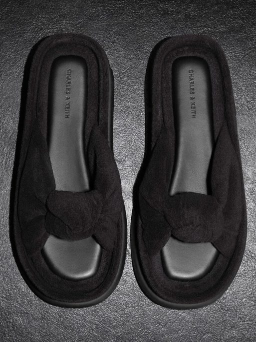 C&K Loey Textured Knotted Slides - Black Textured - Image 3